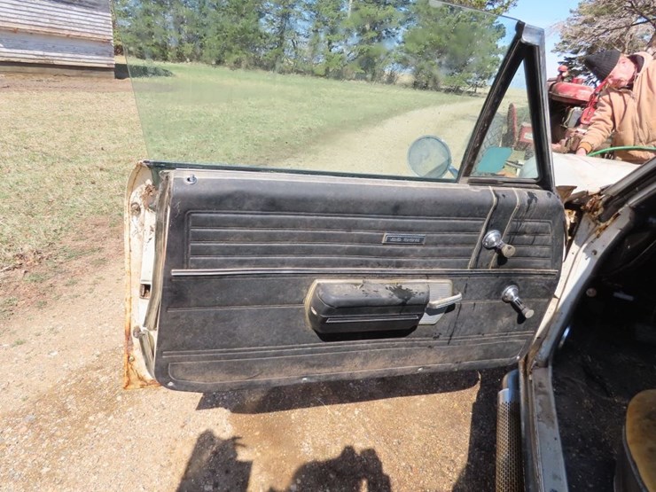 1968-chevrolet-chevelle-ss-coupe-barn-find-image-34