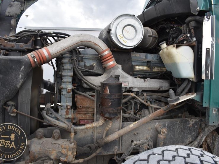 2000-kenworth-t600-image-21