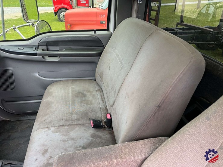 2006-ford-f750-image-56