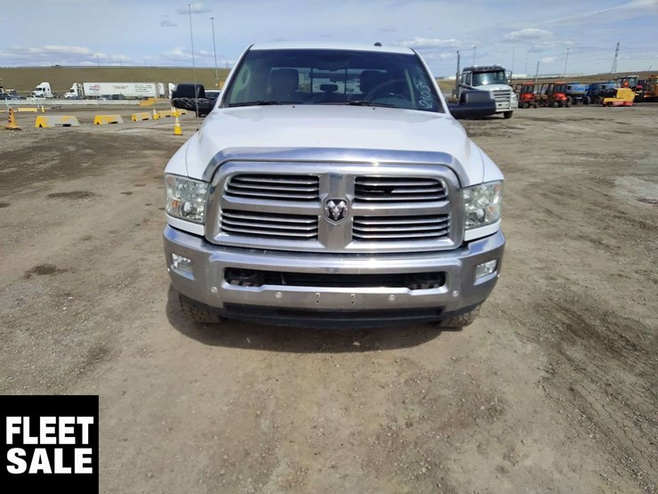 2018-dodge-2500-image-8