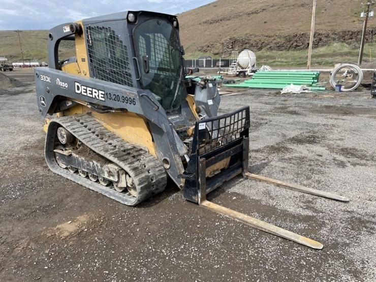 2013-deere-333e-image-7