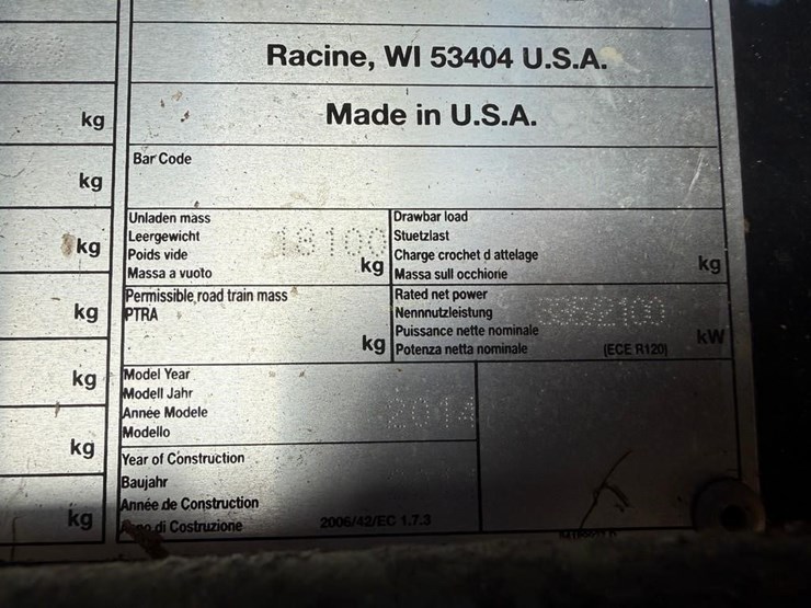 2014-case-ih-8230-image-17