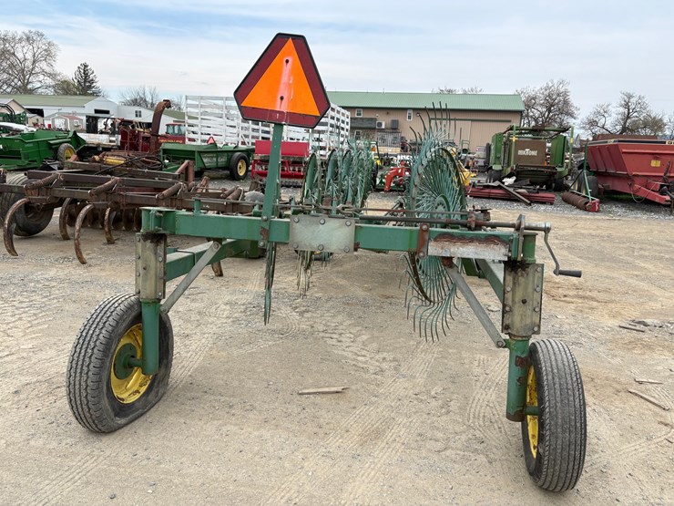 john-deere-704-image-6