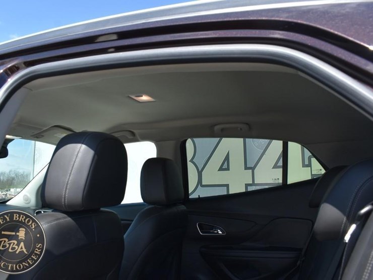 2014-buick-encore-image-16