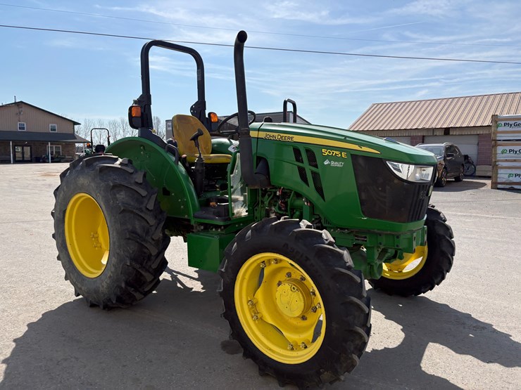 john-deere-5075e-image-6