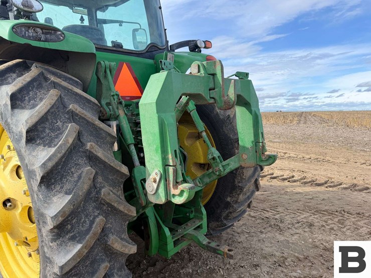 2011-john-deere-8310r-image-19