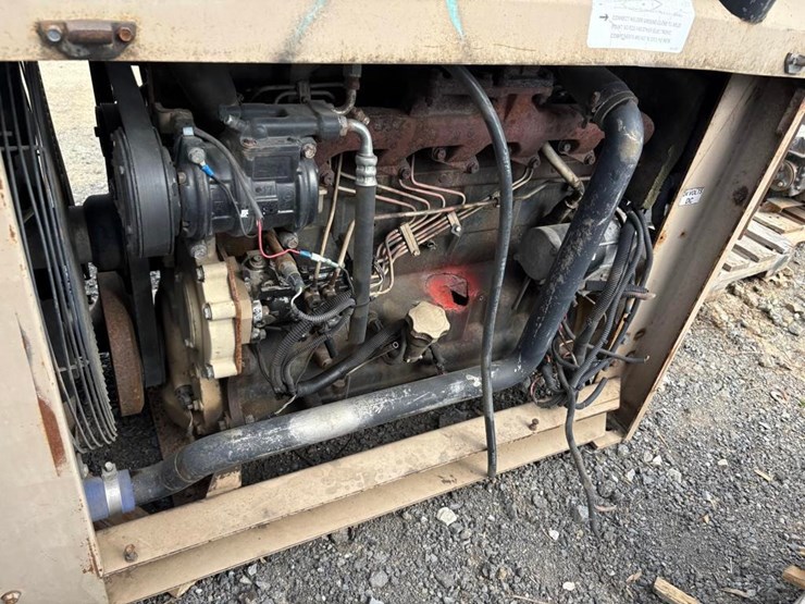 john-deere-6068t-image-3