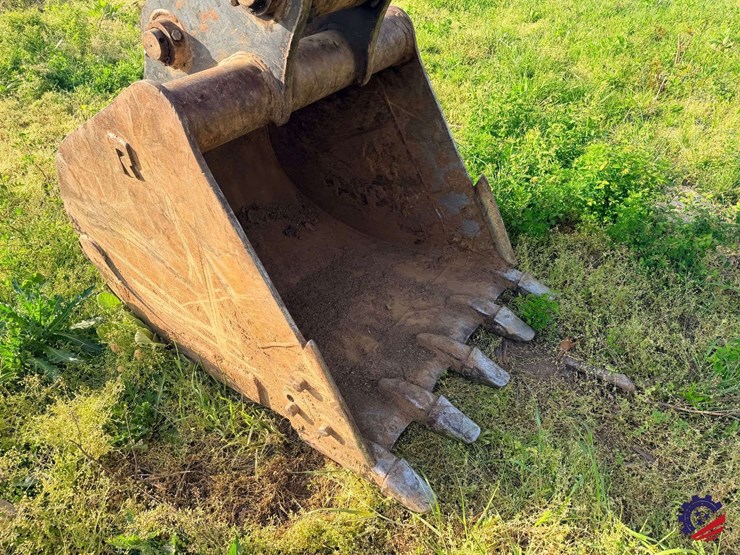 2019-deere-160g-lc-image-13