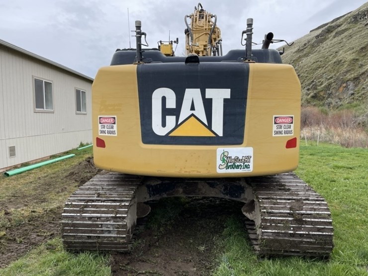 2013-caterpillar-320e-image-4