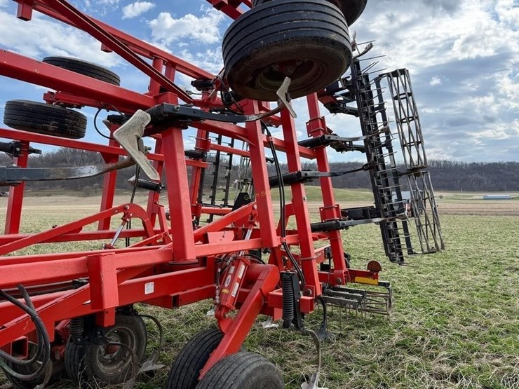 kuhn-landsman-6205-field-finisher-image-11