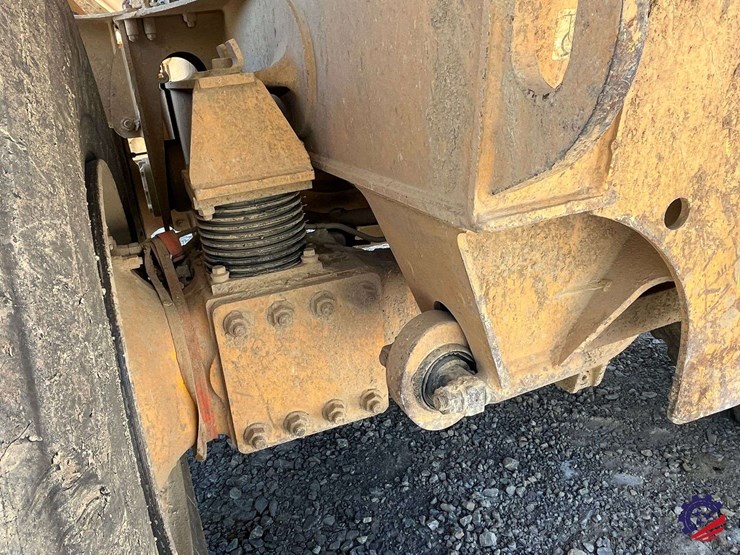 2010-volvo-a40e-image-35