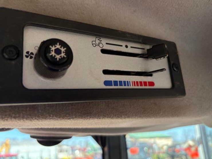 massey-ferguson-4610-image-18