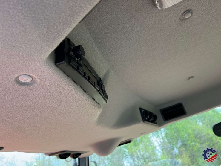 2022-kubota-lx2610hsd-image-58