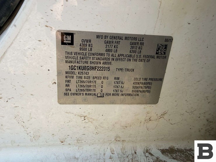 2017-chevrolet-silverado-2500-image-27