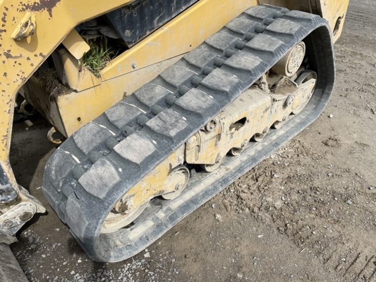 2012-caterpillar-279c2-image-9