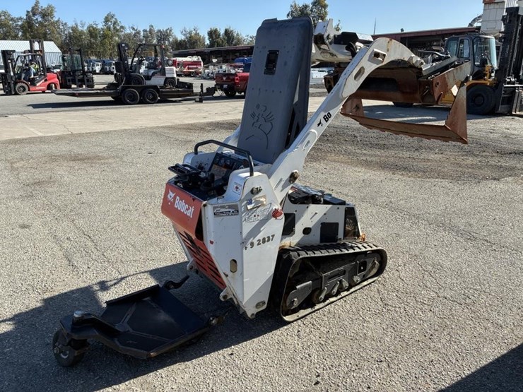 2015-bobcat-mt52-image-3