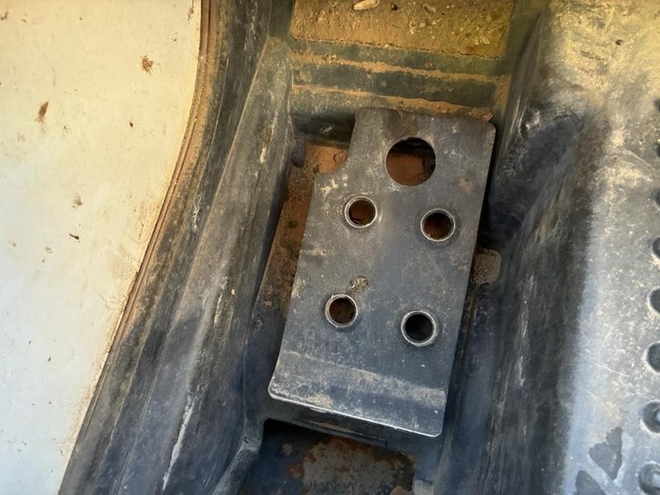 2020-bobcat-s450-image-19