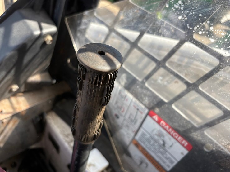 bobcat-742b-image-18