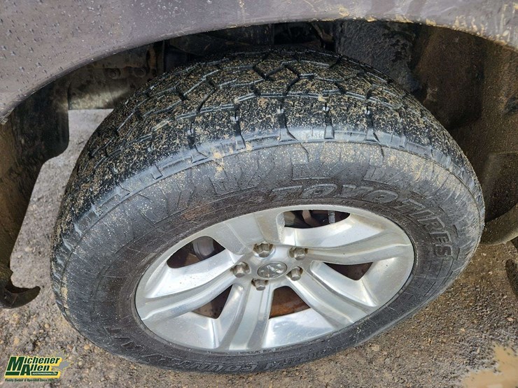 2016-dodge-1500-image-10