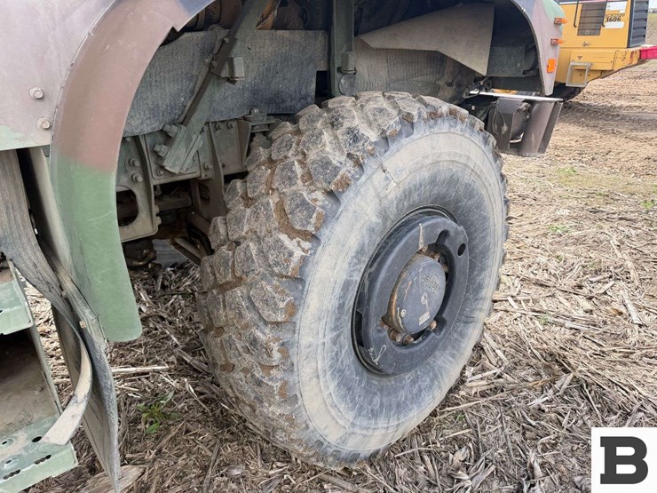 2001-oshkosh-mk23-image-40