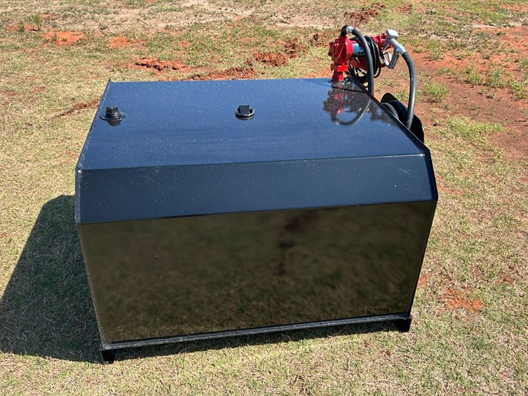 2026-x-star-fuel-tank-image-4