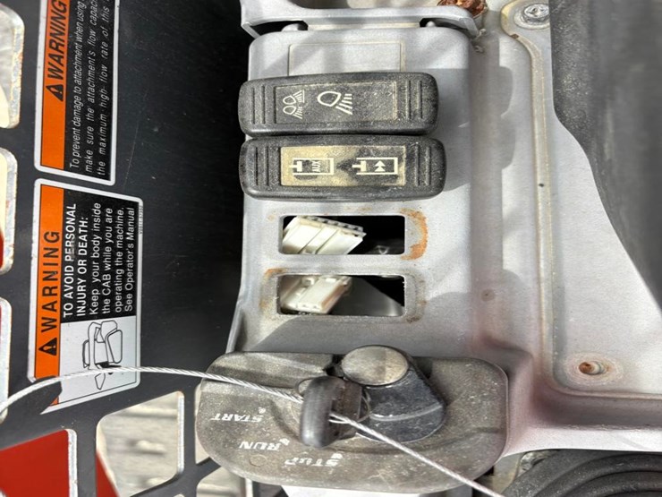 kubota-svl75-2-image-19