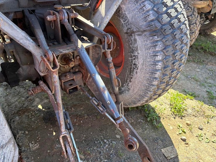 kubota-b7800-image-6