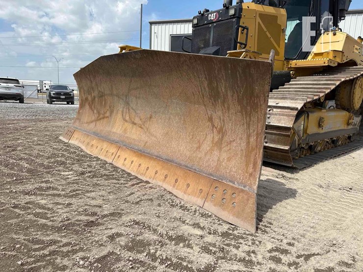 2020-caterpillar-d6-xe-lgp-image-11