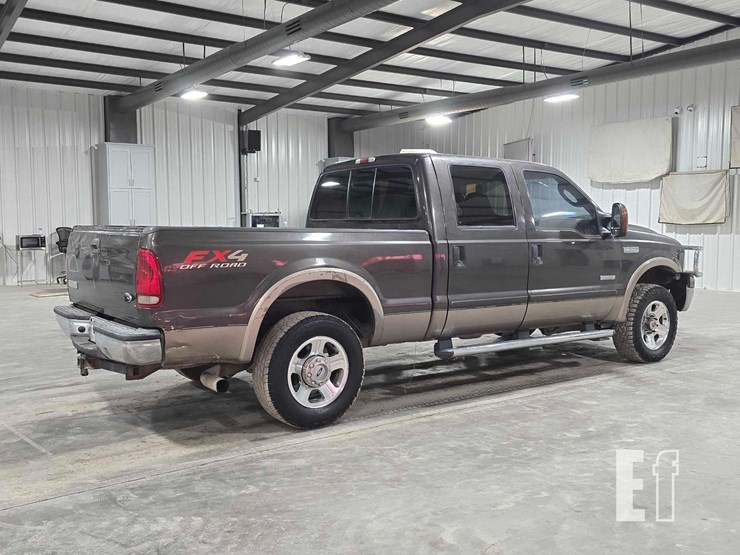 2005-ford-f250-lariat-image-3