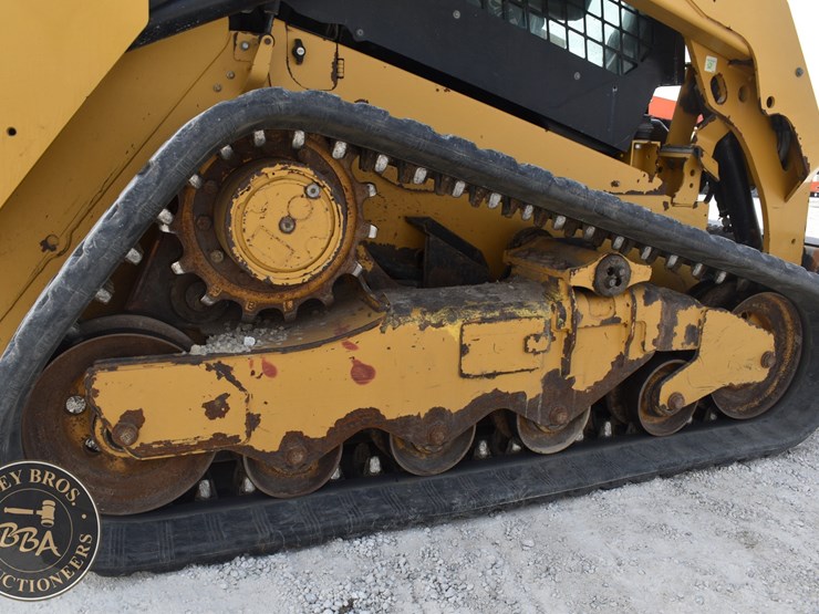 2017-caterpillar-259d-image-34