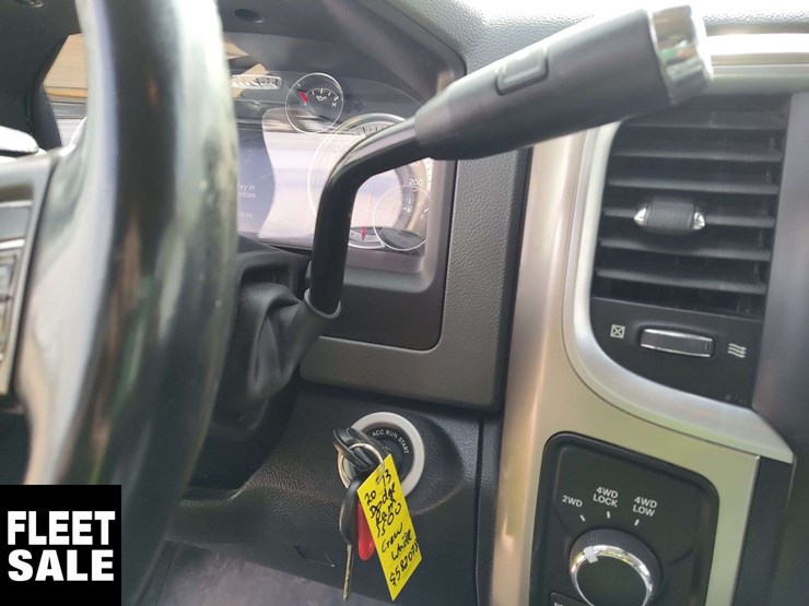 2013-dodge-1500-image-28