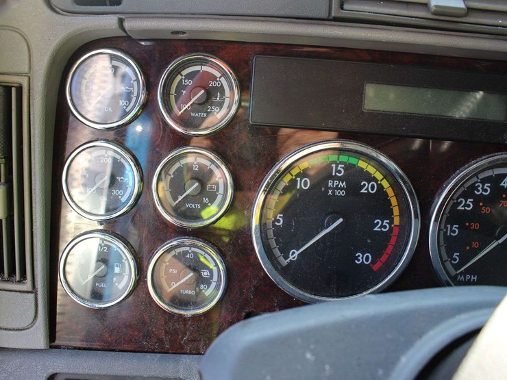 2018-freightliner-glider-3alxfbcg5jdju6490-mileage:-878554-image-25