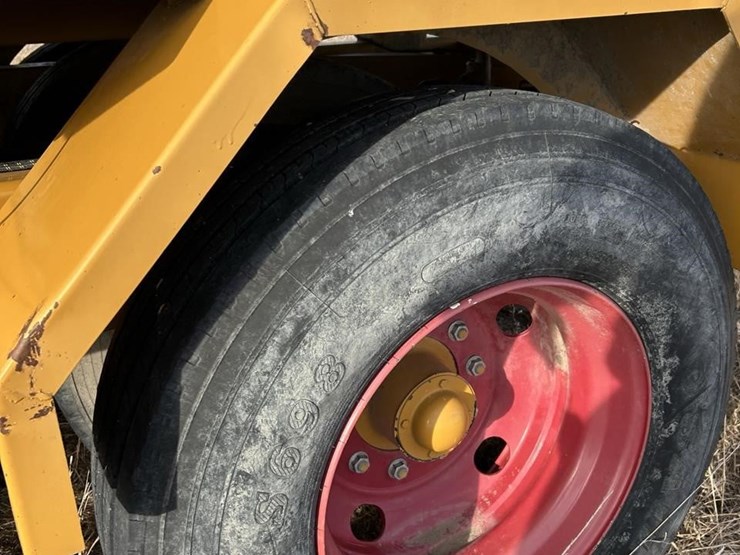 haybuster-cmf830-image-21