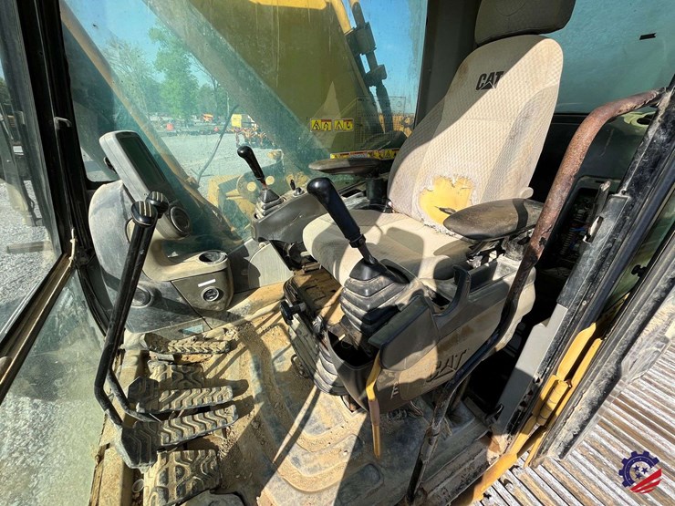 2006-caterpillar-345cl-image-98