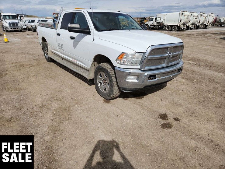 2015-ram-3500-slt-image-7
