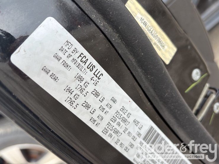 2016-jeep-compass-image-26