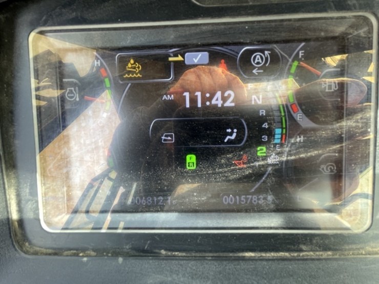 2019-komatsu-wa320-8-image-34