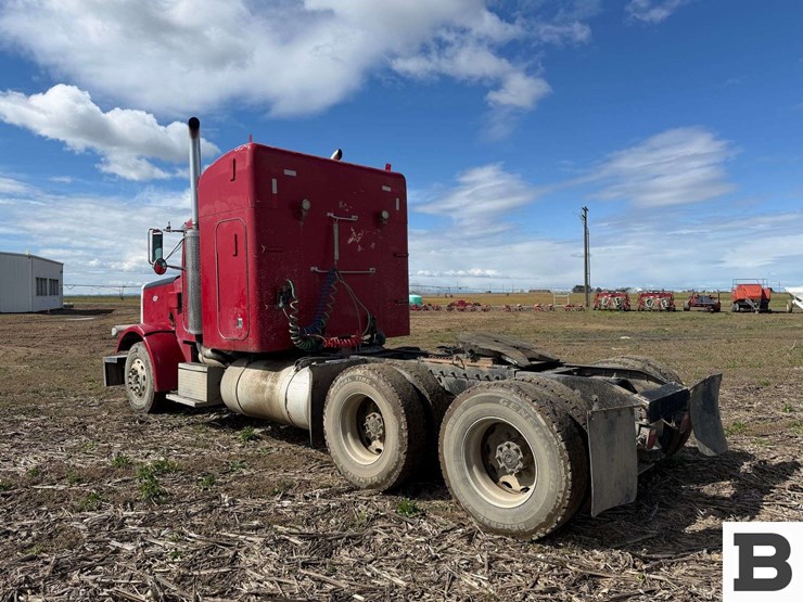 1995-peterbilt-378-image-4