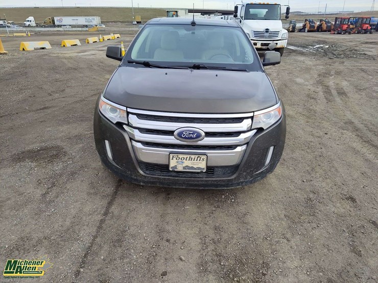 2011-ford-edge-image-8