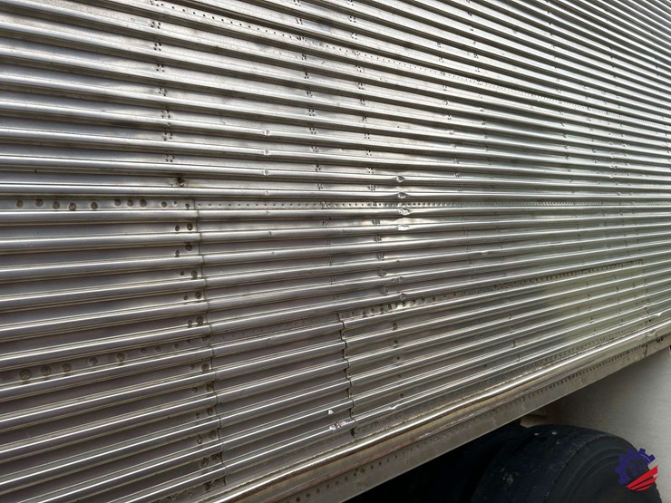 antique-bullnose-28ft-s/a-pup-trailer-image-21