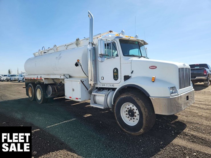 2004-peterbilt-330-image-2