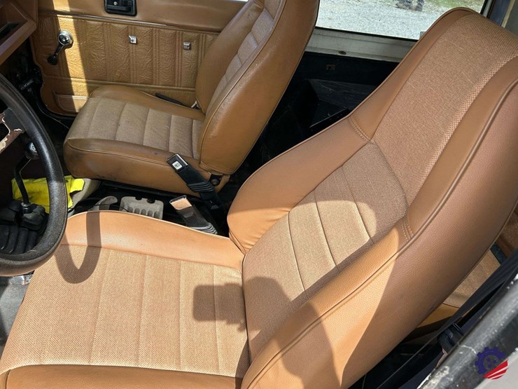 1994-jeep-wrangler-image-64