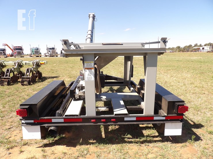 crust-buster-90960600-image-4