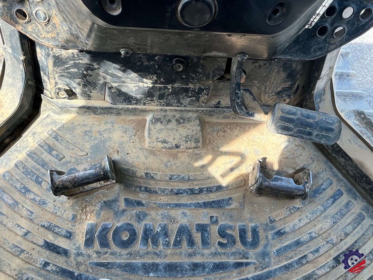 2018-komatsu-d51exi-24-image-71