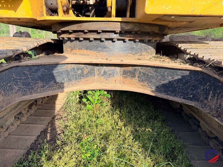 2019-deere-160g-lc-image-44