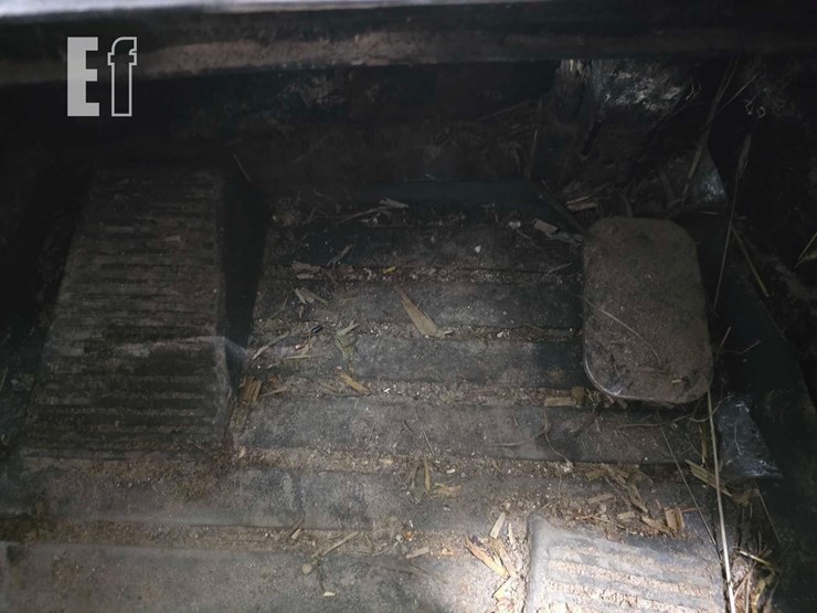 2021-caterpillar-242d3-image-15