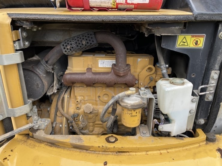 2011-caterpillar-305d-cr-image-22