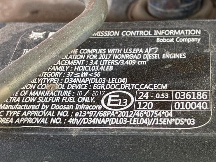 2018-bobcat-t740-image-20