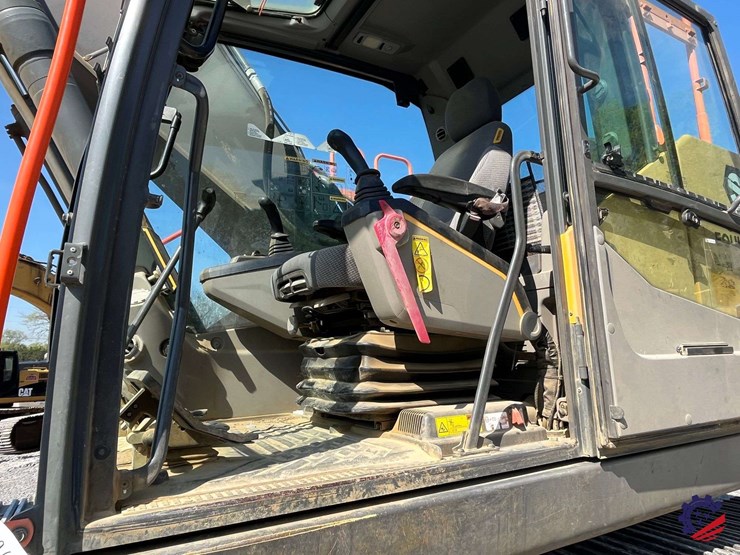 2017-volvo-ec300el-image-76