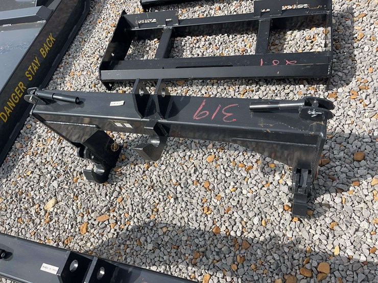 wolverine-class-2-tractor-quick-hitch-image-2